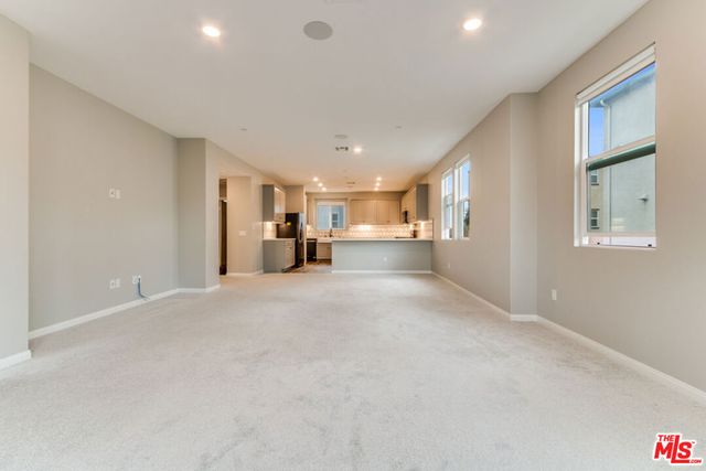 713 Daniel Freeman Circle, Inglewood, CA 90301