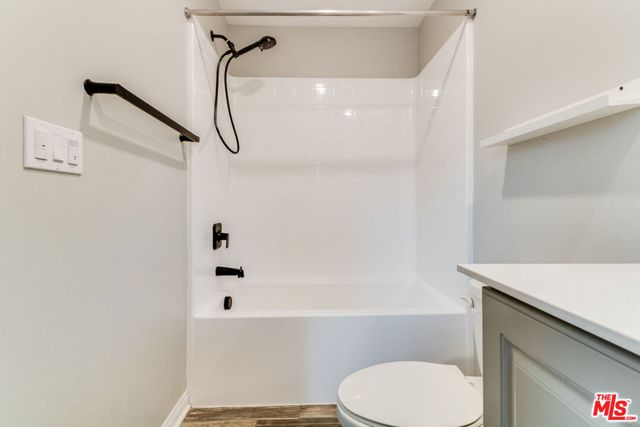 713 Daniel Freeman Circle, Inglewood, CA 90301