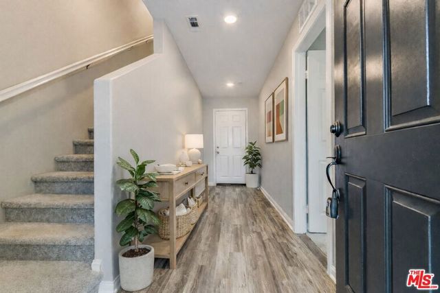 713 Daniel Freeman Circle, Inglewood, CA 90301