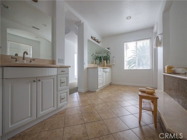 8365 Sanctuary Drive, Corona, CA 92883