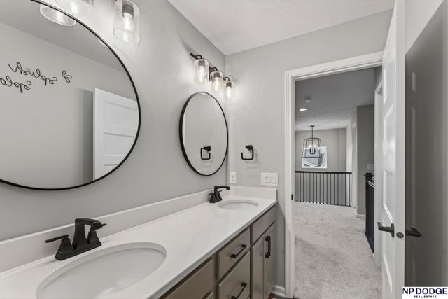 21101 Butler Avenue, Elkhorn, NE 68022