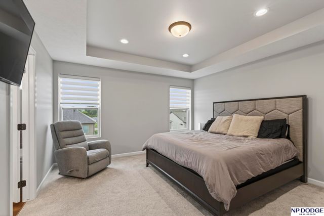 21101 Butler Avenue, Elkhorn, NE 68022