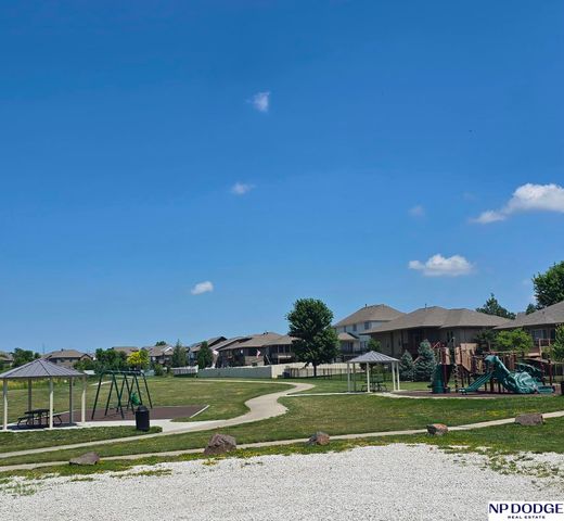 21101 Butler Avenue, Elkhorn, NE 68022
