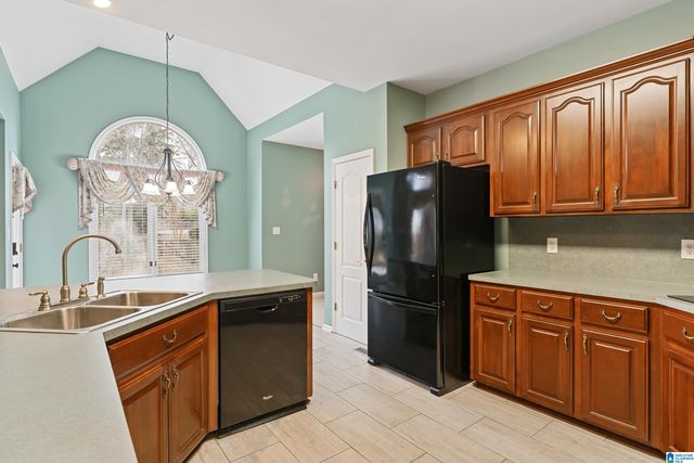 6013 SILVER LAKE CIRCLE, Pinson, AL 35126