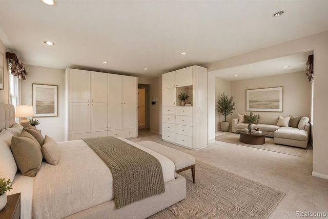 5460 Walnut Knoll Court, West Bloomfield, MI 48323