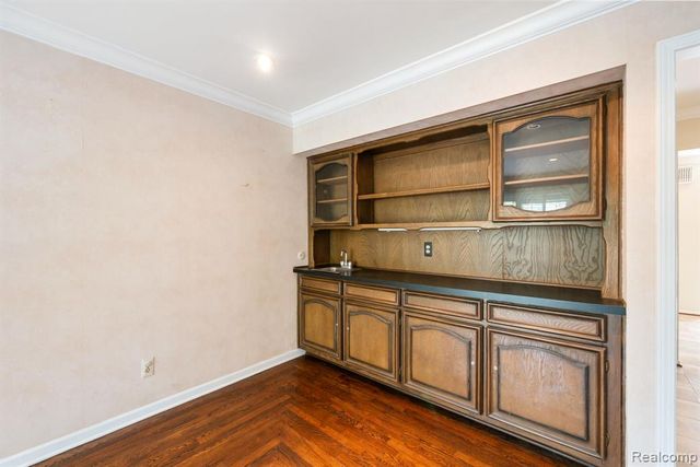 5460 Walnut Knoll Court, West Bloomfield, MI 48323