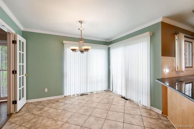 5460 Walnut Knoll Court, West Bloomfield, MI 48323