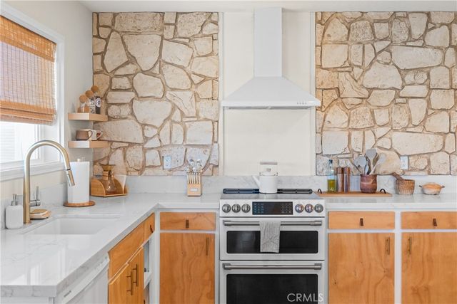 1388 Fortuna Avenue, Landers, CA 92285