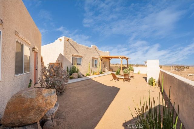 1388 Fortuna Avenue, Landers, CA 92285