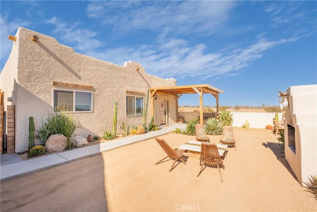 1388 Fortuna Avenue, Landers, CA 92285