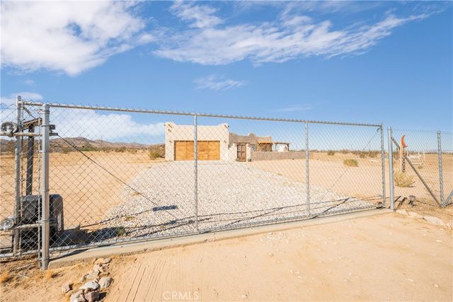 1388 Fortuna Avenue, Landers, CA 92285