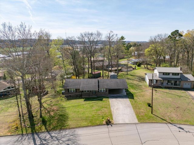 2429 Cindy Street, Athens, TN 37303