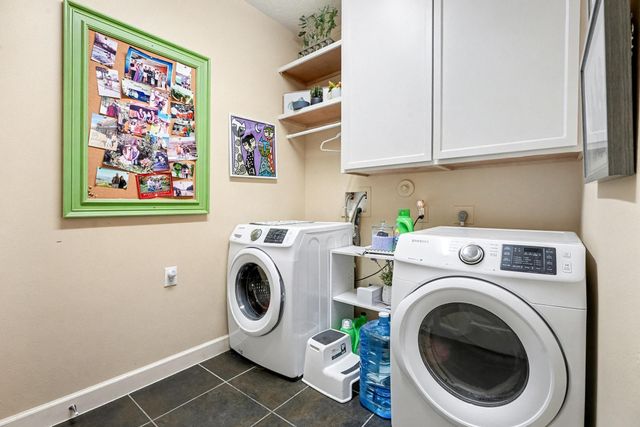 2121 Quiet Falls Lane, League City, TX 77573