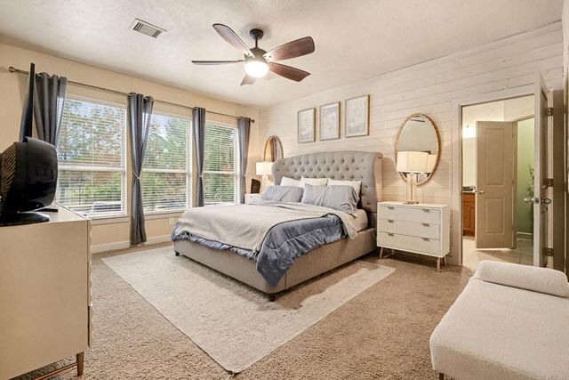 2121 Quiet Falls Lane, League City, TX 77573