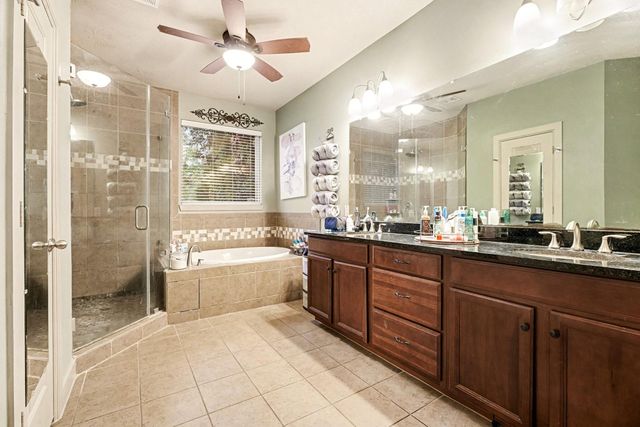 2121 Quiet Falls Lane, League City, TX 77573