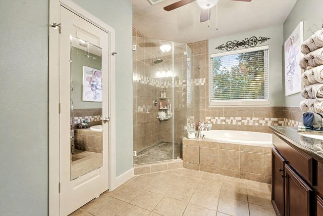 2121 Quiet Falls Lane, League City, TX 77573