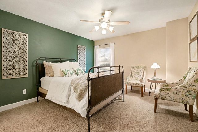 2121 Quiet Falls Lane, League City, TX 77573