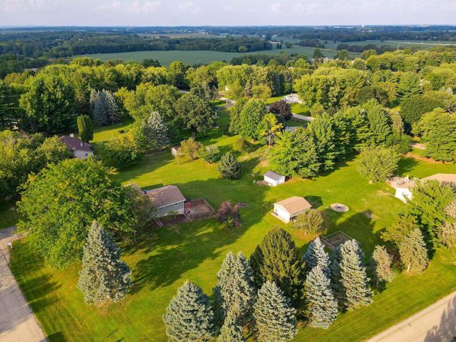 5110 N Waverly Drive, Milton, WI 53563
