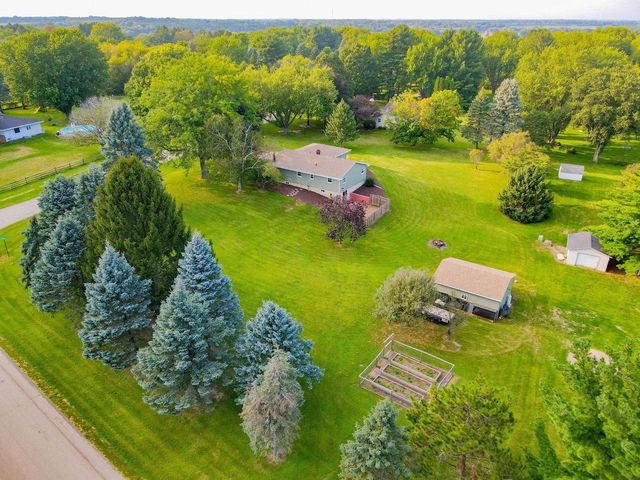 5110 N Waverly Drive, Milton, WI 53563