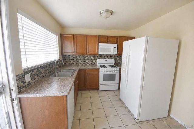 1971 1973 ENSENADA, Lemon Grove, CA 91945