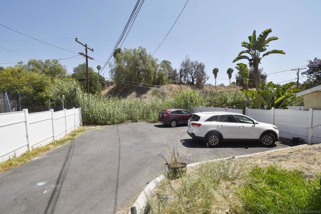 1971 1973 ENSENADA, Lemon Grove, CA 91945