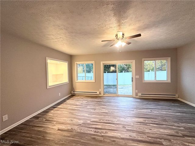 7610 Royal Ridge Drive, Parma, OH 44129