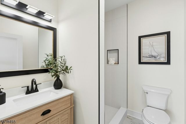 32 Garibaldi St, Bernardsville Boro, NJ 07924