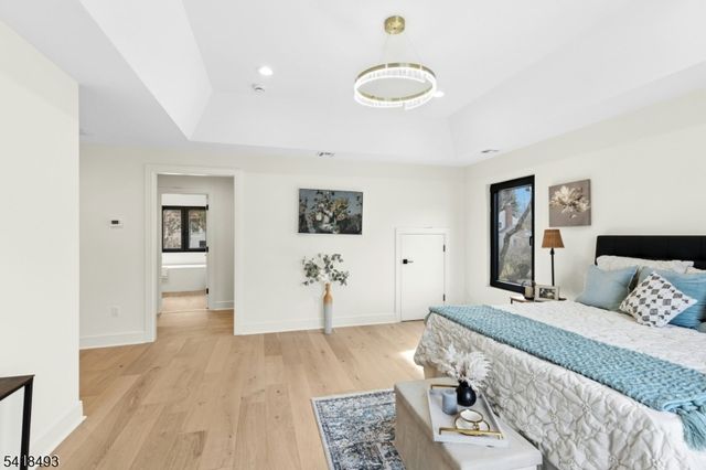 32 Garibaldi St, Bernardsville Boro, NJ 07924