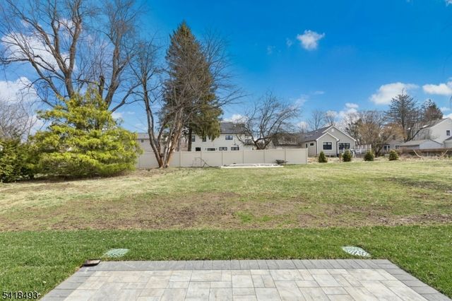 32 Garibaldi St, Bernardsville Boro, NJ 07924