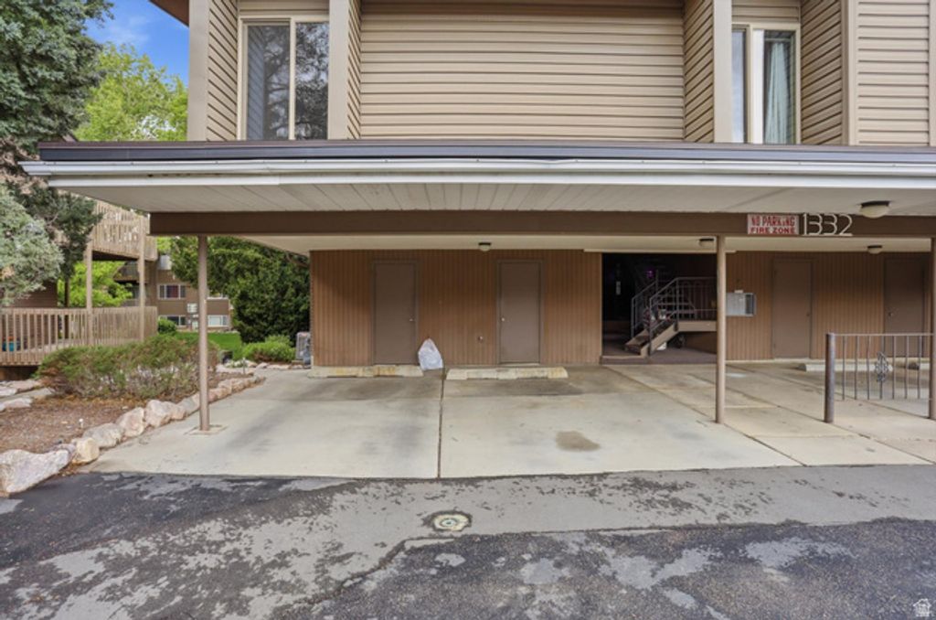 Image 30 of property listing at 1332 MILLCREEK DR #1, Ogden, UT 84404