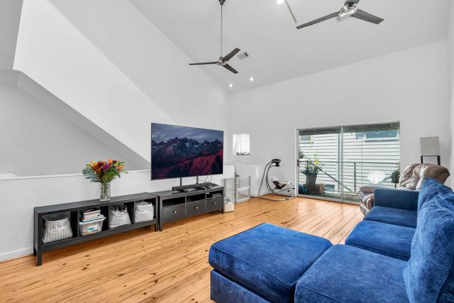 708 Ruthven Street, Houston, TX 77019