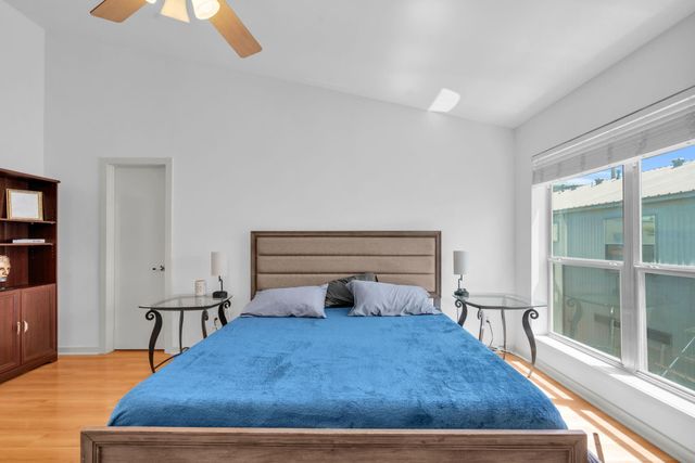 708 Ruthven Street, Houston, TX 77019