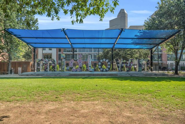 708 Ruthven Street, Houston, TX 77019