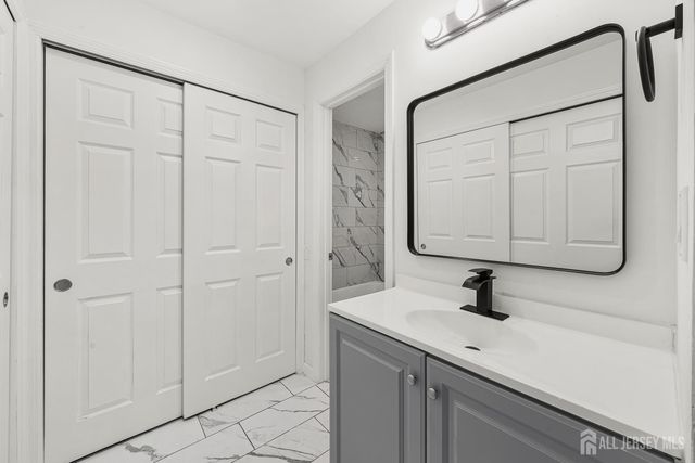 110-C Chatham Drive, Monroe, NJ 08831