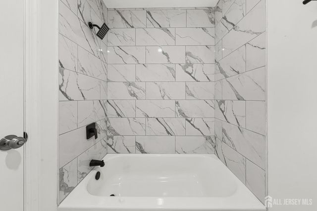 110-C Chatham Drive, Monroe, NJ 08831