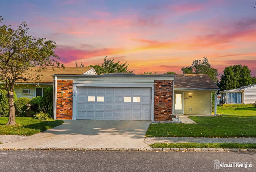110-C Chatham Drive, Monroe, NJ 08831