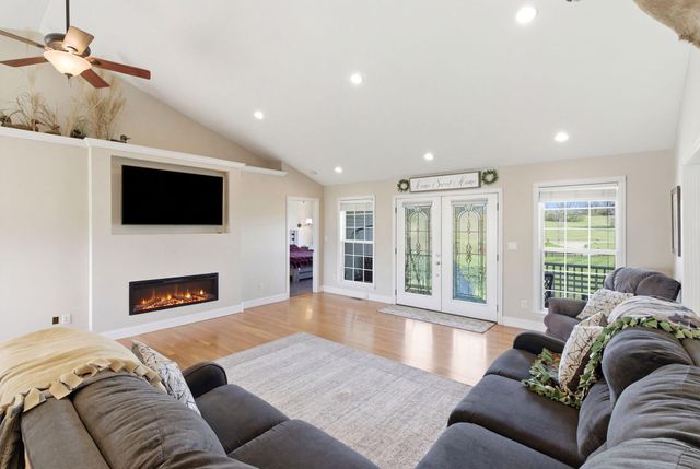 354 Locust Fork Road, Stamping Ground, KY 40379