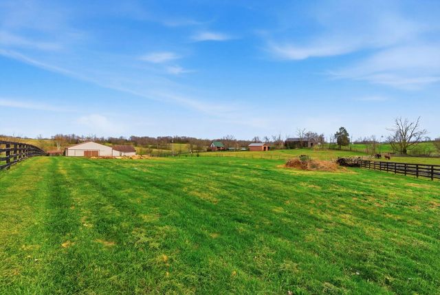 354 Locust Fork Road, Stamping Ground, KY 40379