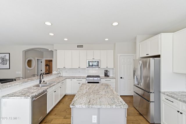 4111 E MOLLY Lane, Cave Creek, AZ 85331