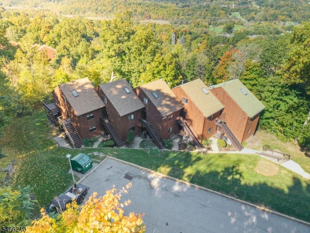 1 Red Lodge Dr, Unit 6, Vernon Twp., NJ 07462 — photo 5