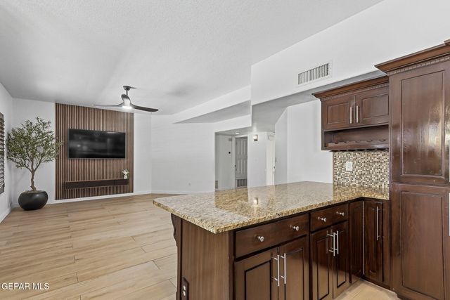 6633 WIND RIDGE Drive, El Paso, TX 79912