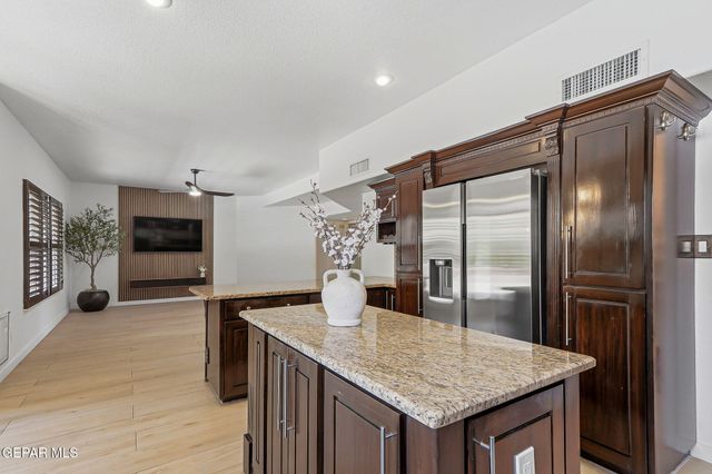 6633 WIND RIDGE Drive, El Paso, TX 79912