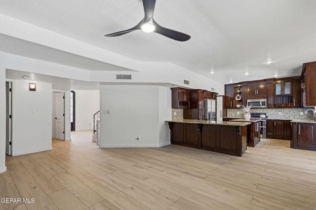 6633 WIND RIDGE Drive, El Paso, TX 79912