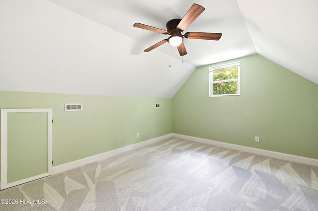 122 Pond View Circle, Hampstead, NC 28443
