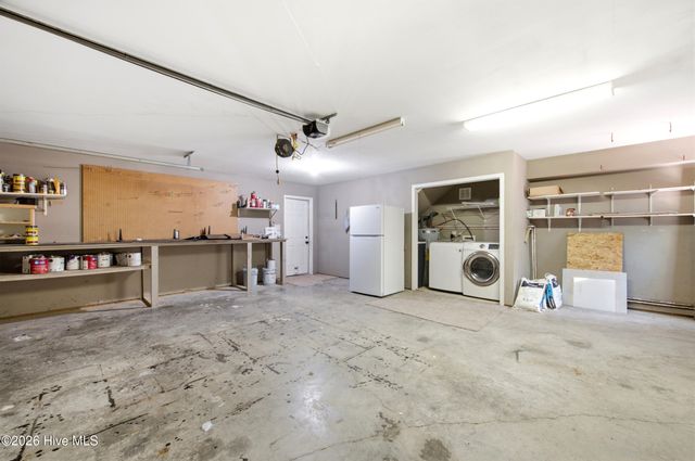122 Pond View Circle, Hampstead, NC 28443