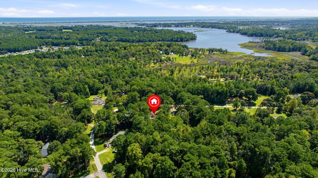122 Pond View Circle, Hampstead, NC 28443
