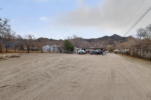 29 Knight Lane SE, Albuquerque, NM 87123