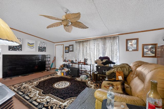 29 Knight Lane SE, Albuquerque, NM 87123