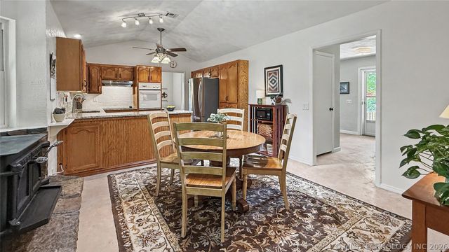 202 Alder Way, Tahlequah, OK 74464