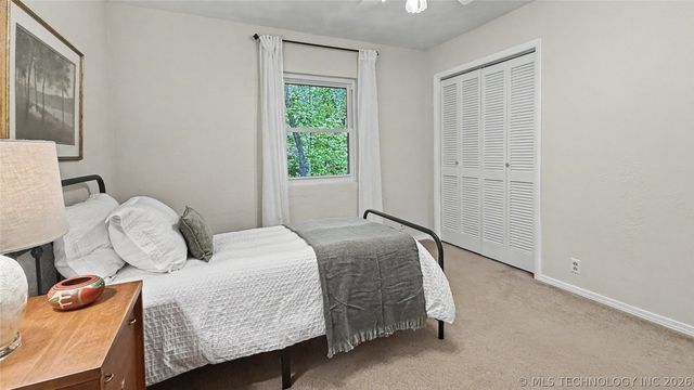 202 Alder Way, Tahlequah, OK 74464